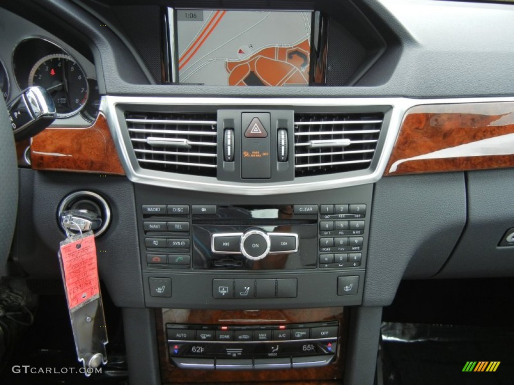 2013 Mercedes-Benz E 350 Sedan Controls Photo #71865987