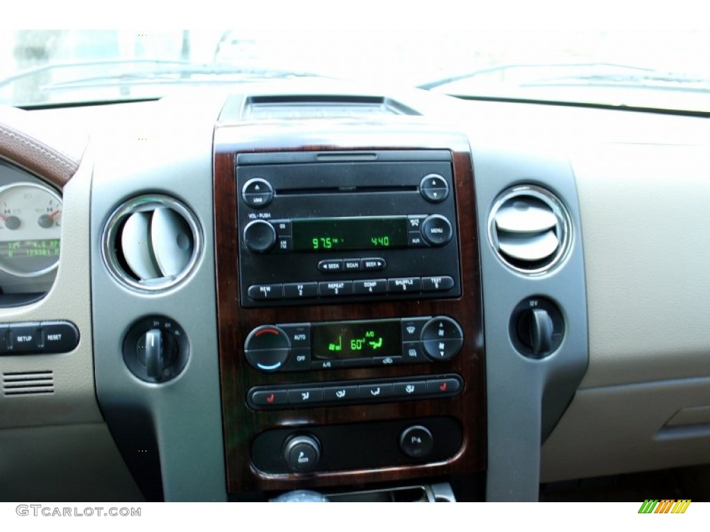 2005 Ford F150 King Ranch SuperCrew 4x4 Controls Photos