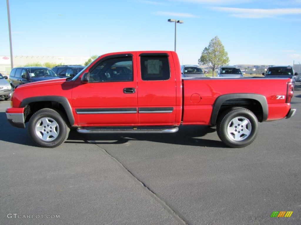 2007 Silverado 1500 Classic Z71 Extended Cab 4x4 - Victory Red / Dark Charcoal photo #2
