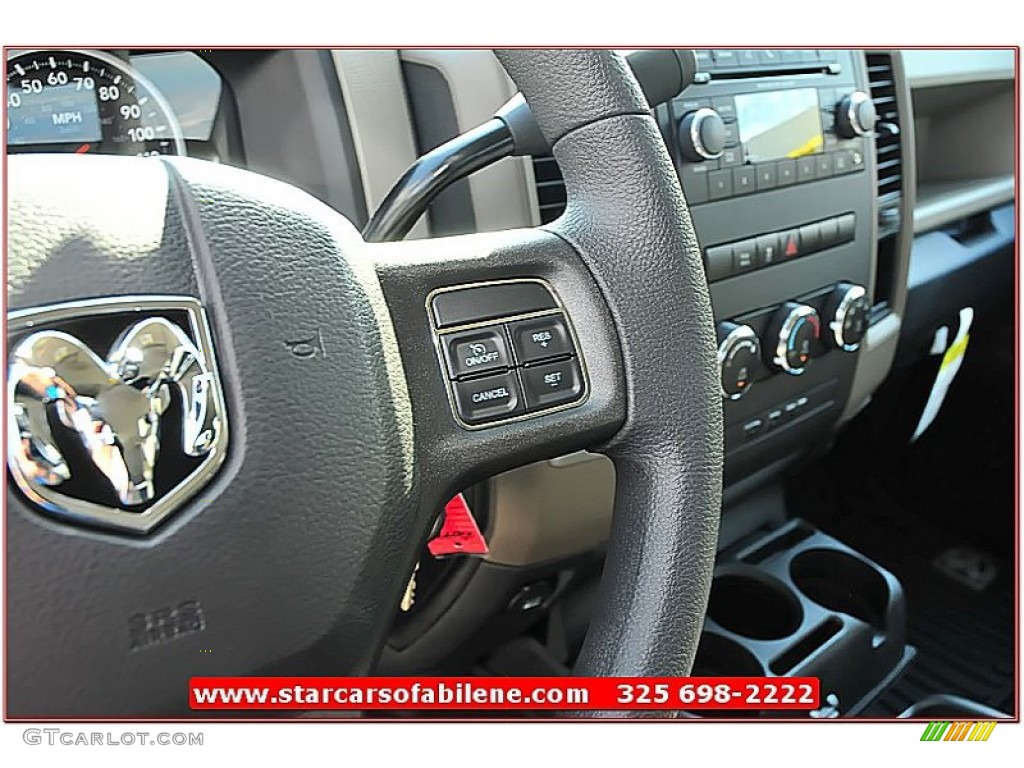 2012 Ram 1500 Express Crew Cab 4x4 - Bright White / Dark Slate Gray/Medium Graystone photo #17