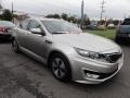 Front 3/4 View of 2012 Optima Hybrid