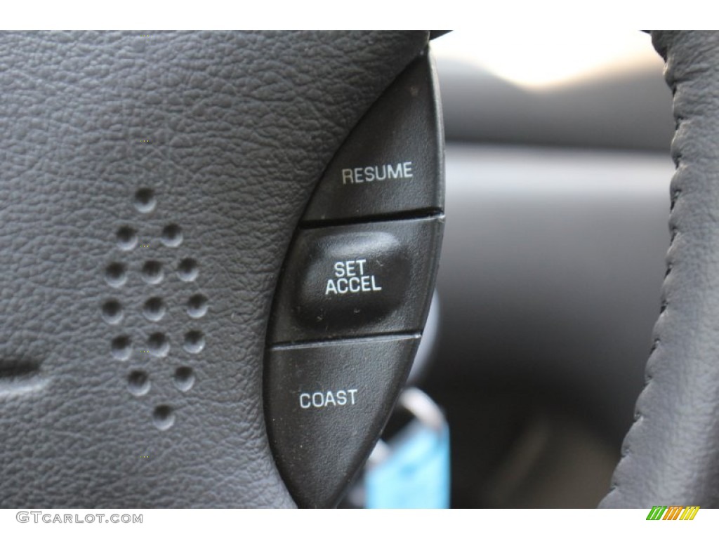 2001 Ford Mustang GT Coupe Controls Photo #71878437