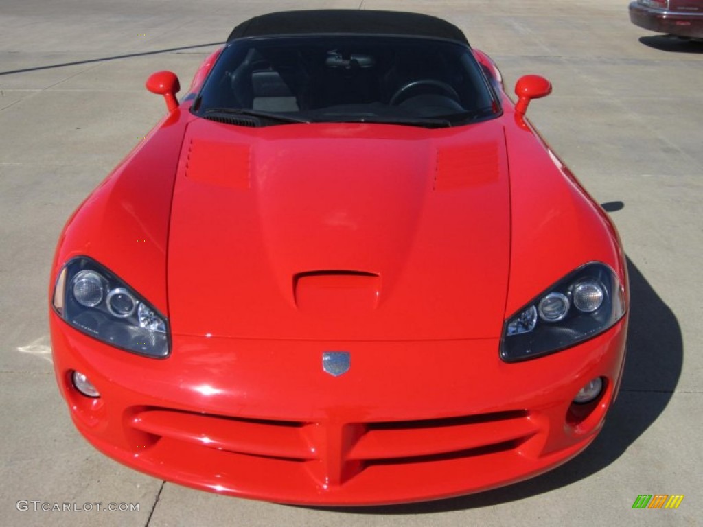 Viper Red 2003 Dodge Viper SRT-10 Exterior Photo #71879490