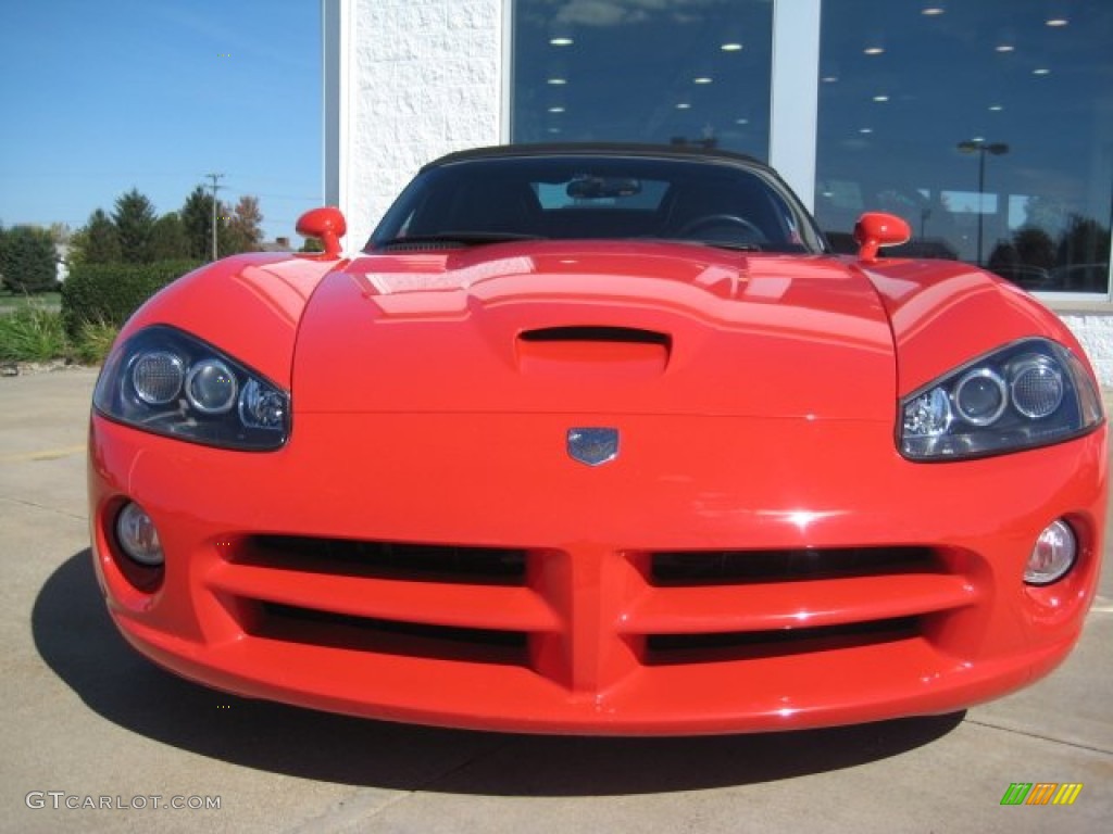 Viper Red 2003 Dodge Viper SRT-10 Exterior Photo #71879649