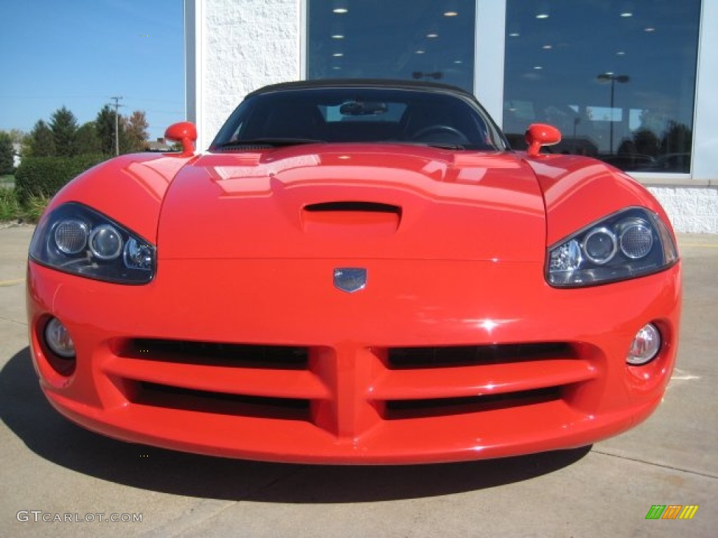 Viper Red 2003 Dodge Viper SRT-10 Exterior Photo #71879674