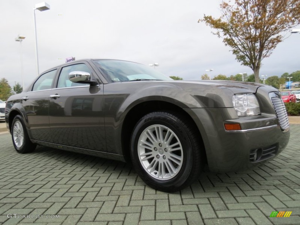 Dark Titanium Metallic 2010 Chrysler 300 Touring Exterior Photo #71883852