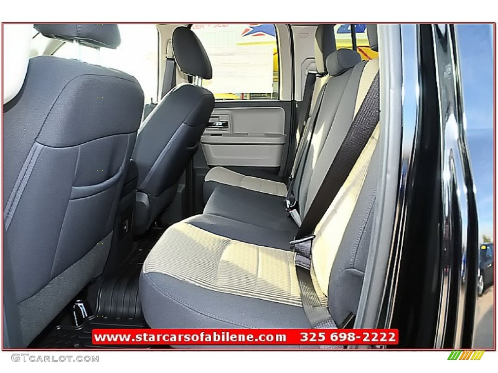 2012 Ram 1500 Lone Star Quad Cab 4x4 - Black / Dark Slate Gray/Medium Graystone photo #19