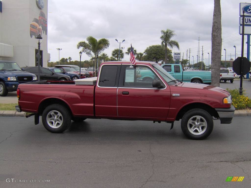 2000 B-Series Truck B3000 SE Extended Cab - Toreador Red Metallic / Gray photo #2