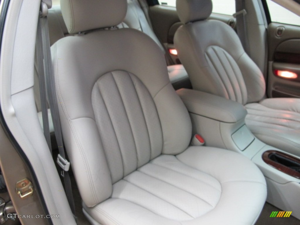 2000 Chrysler LHS Standard LHS Model Front Seat Photo #71891558