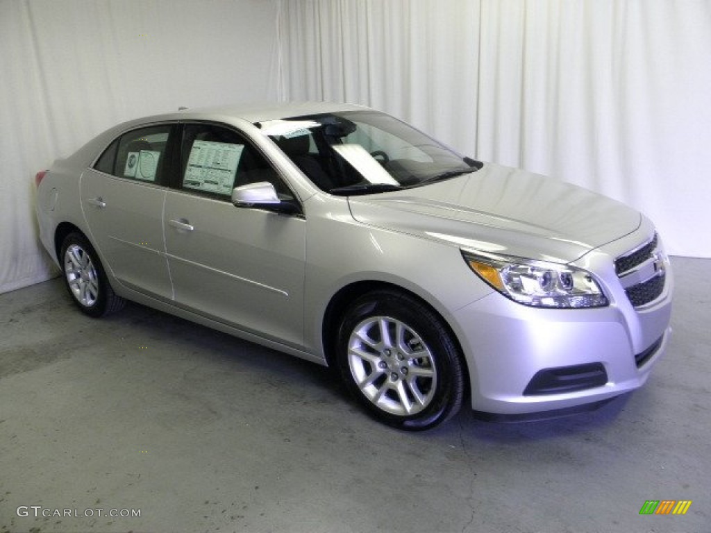 Silver Ice Metallic Chevrolet Malibu