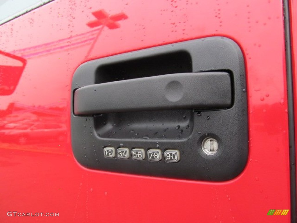 2006 F150 FX4 SuperCab 4x4 - Bright Red / Medium Flint photo #4