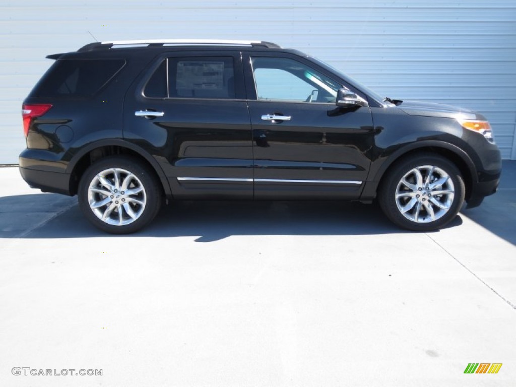 2013 Explorer Limited - Tuxedo Black Metallic / Charcoal Black photo #2