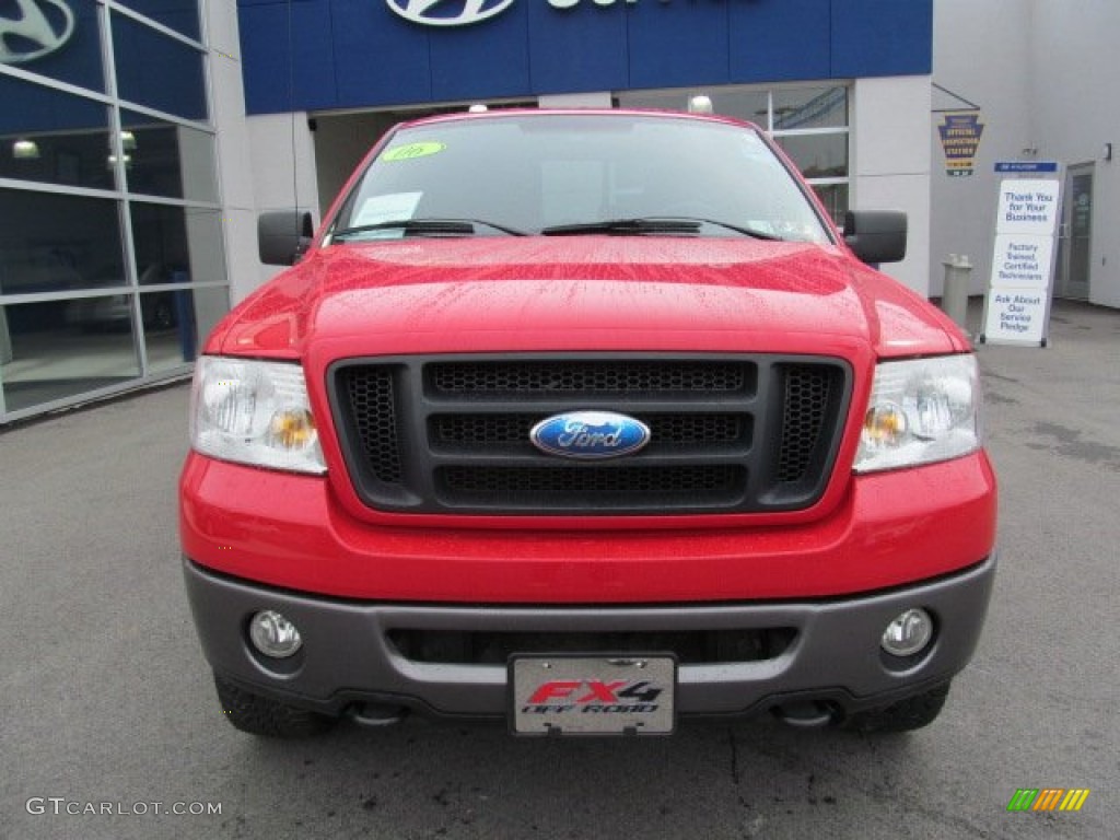 2006 F150 FX4 SuperCab 4x4 - Bright Red / Medium Flint photo #5