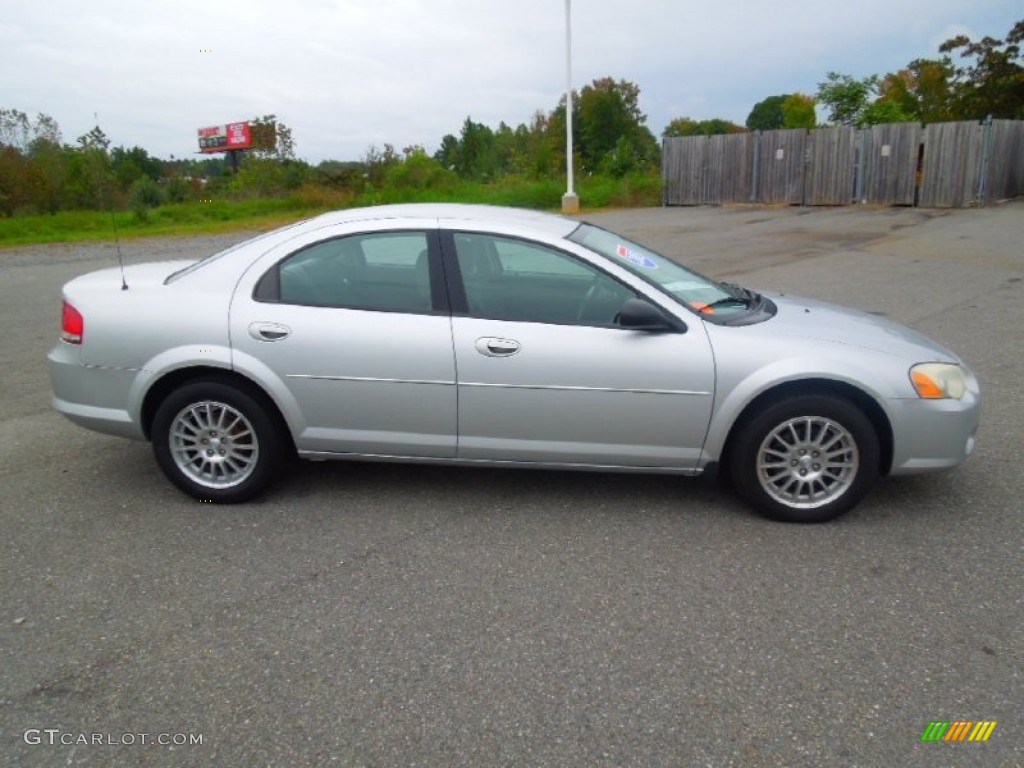 Brilliant Silver Metallic 2005 Chrysler Sebring Sedan Exterior Photo #71898675