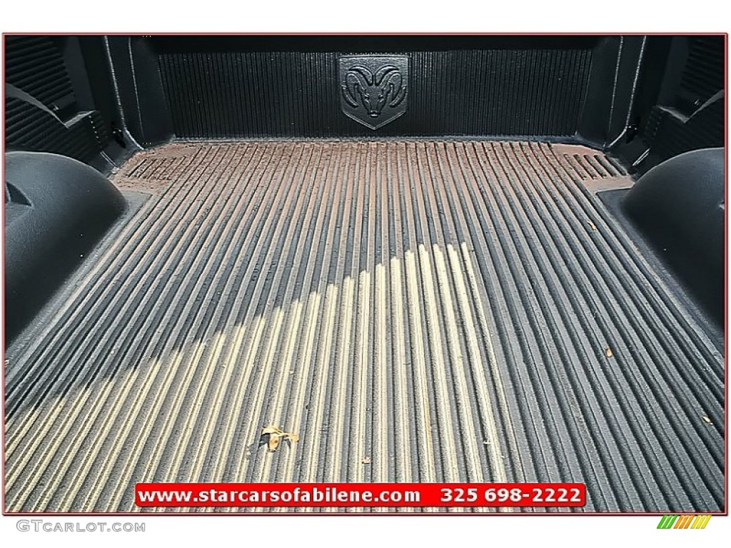 2012 Ram 1500 Express Quad Cab 4x4 - True Blue Pearl / Dark Slate Gray/Medium Graystone photo #7