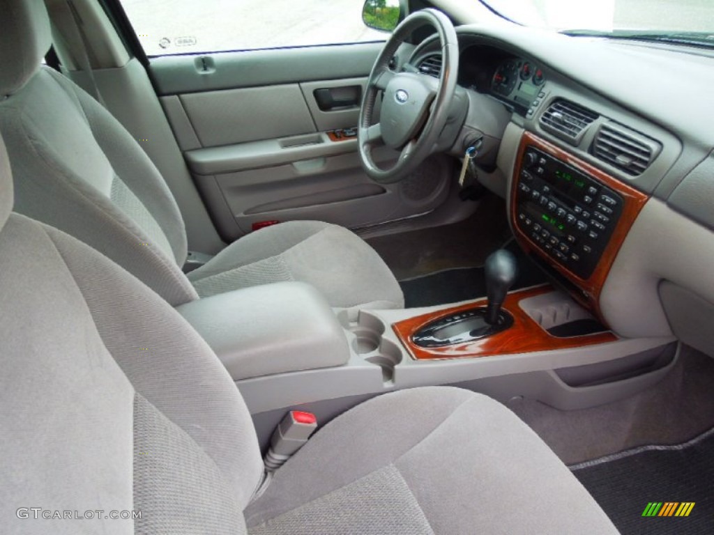 Medium Graphite Interior 2004 Ford Taurus Sel Sedan Photo