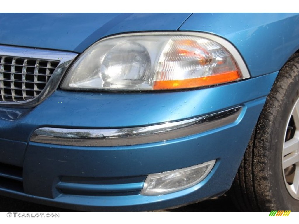 2002 Windstar SE - Light Sapphire Blue Metallic / Medium Parchment Beige photo #25