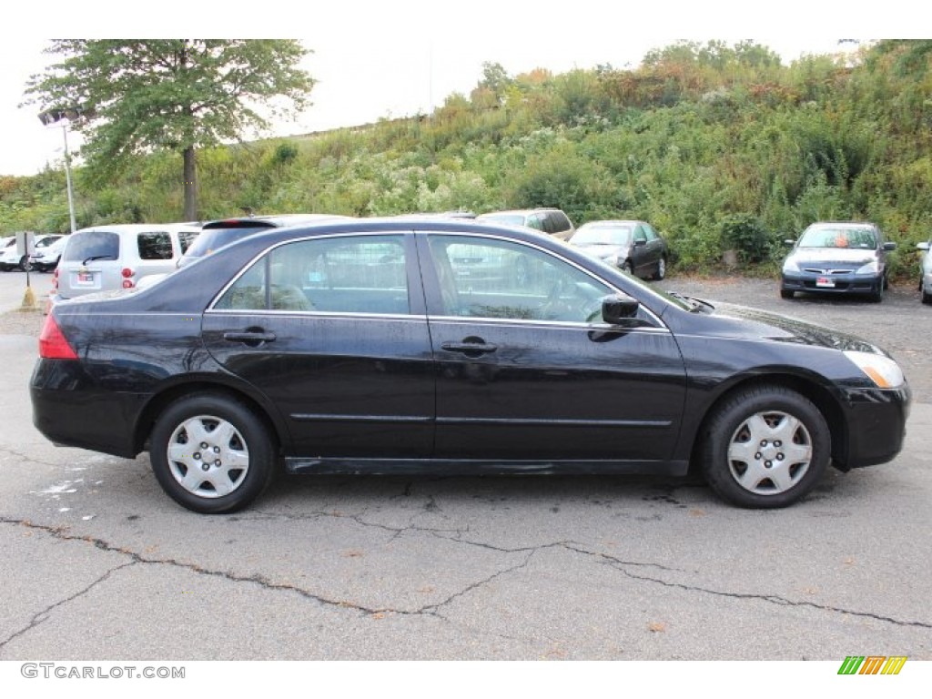 2006 Accord LX Sedan - Nighthawk Black Pearl / Ivory photo #4