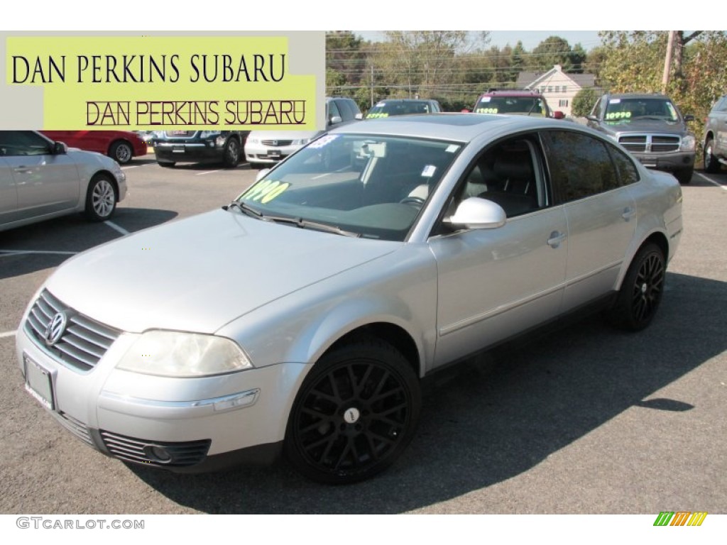 Reflex Silver Metallic Volkswagen Passat