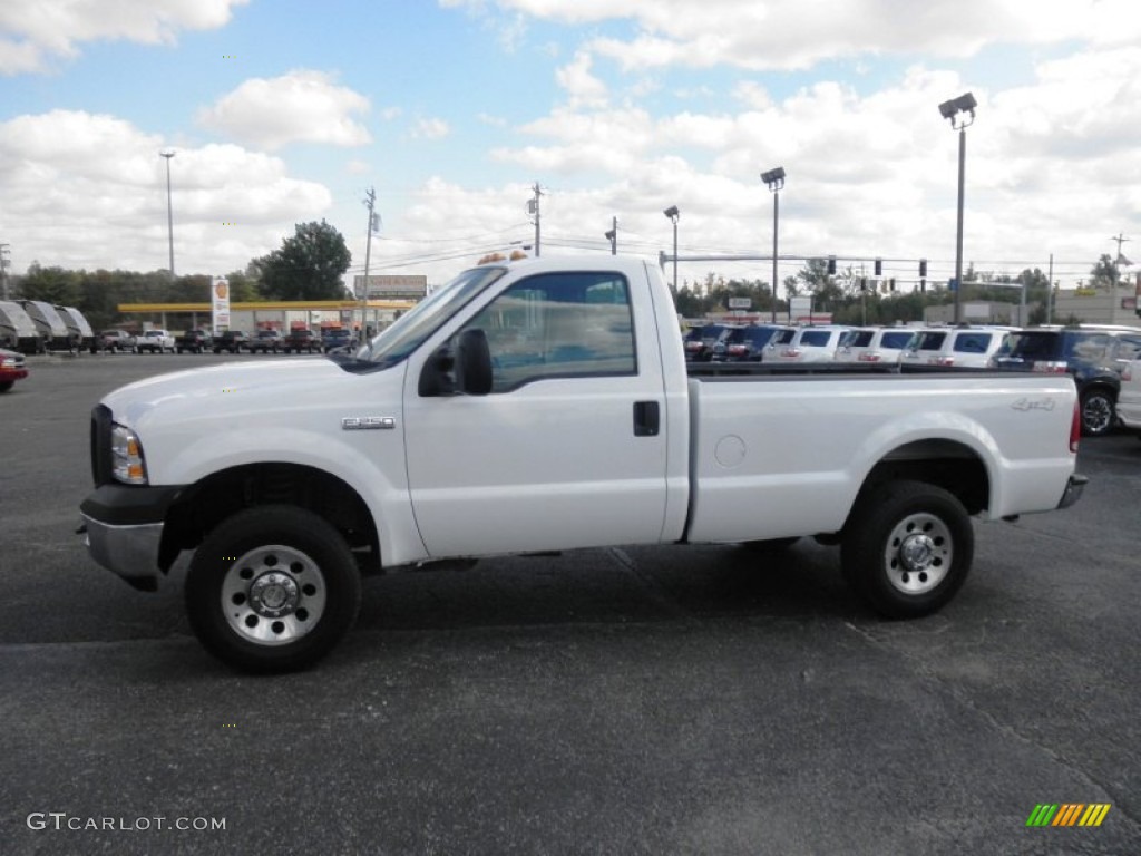 Oxford White 2005 Ford F250 Super Duty XL Regular Cab 4x4 Exterior Photo #71908737
