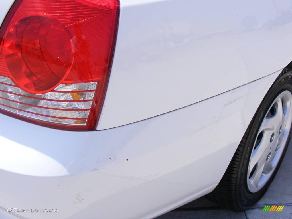 2005 Elantra GLS Sedan - Nordic White / Gray photo #15