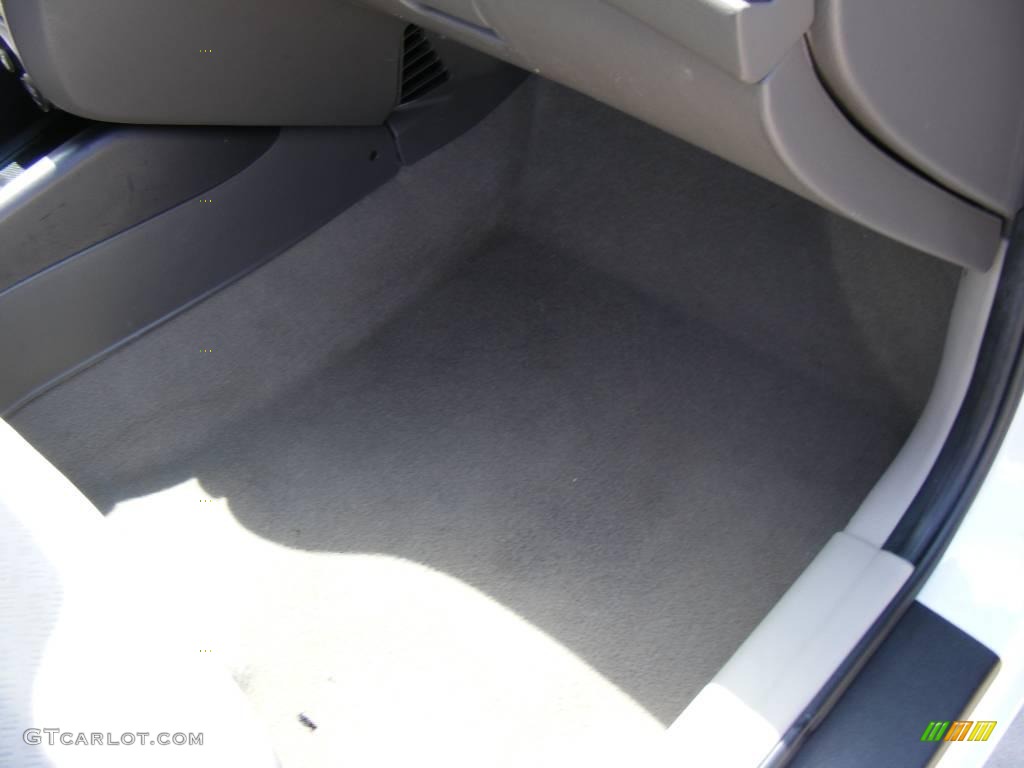 2005 Elantra GLS Sedan - Nordic White / Gray photo #22