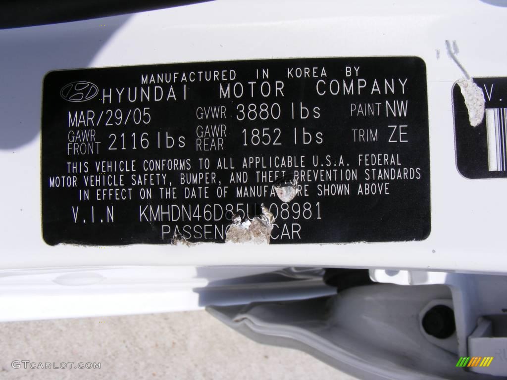 2005 Elantra GLS Sedan - Nordic White / Gray photo #46