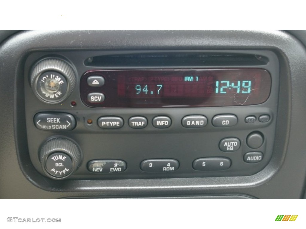 2004 Oldsmobile Alero GL1 Sedan Audio System Photos
