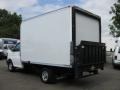 2006 Summit White Chevrolet Express Cutaway 3500 Commercial Moving Van  photo #4