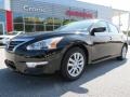 Super Black 2013 Nissan Altima Gallery