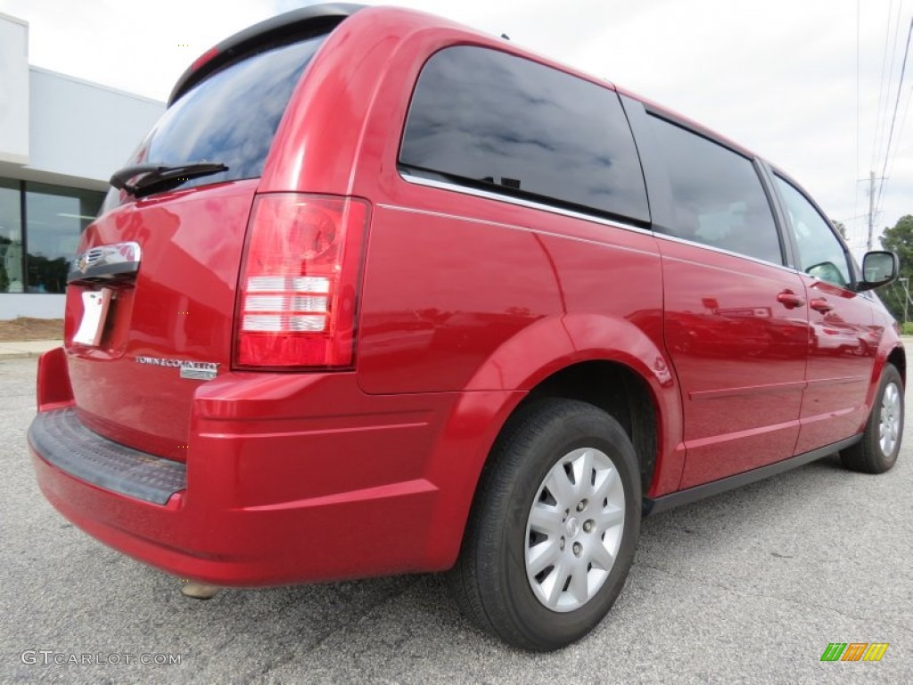2010 Town & Country LX - Inferno Red Crystal Pearl / Medium Slate Gray/Light Shale photo #7