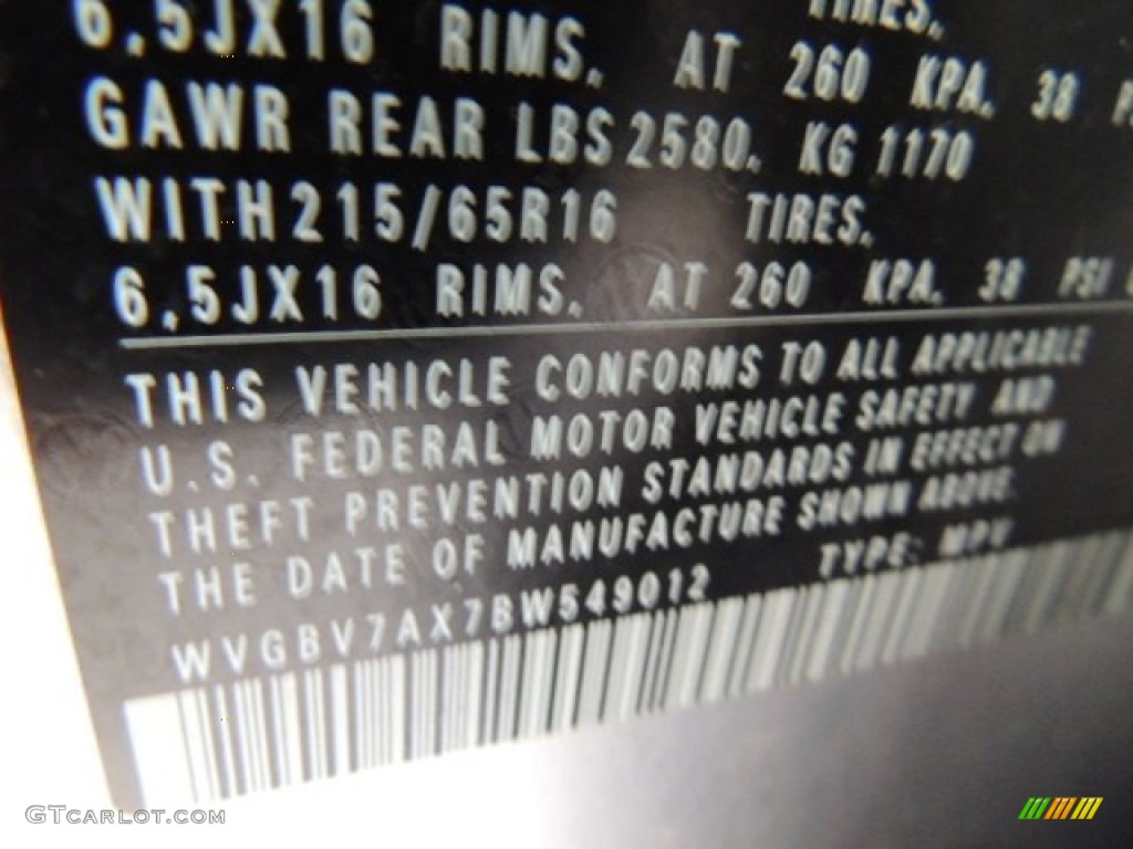 2011 Tiguan S 4Motion - Reflex Silver Metallic / Clay Gray photo #19