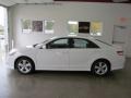 Super White - Camry SE Photo No. 2