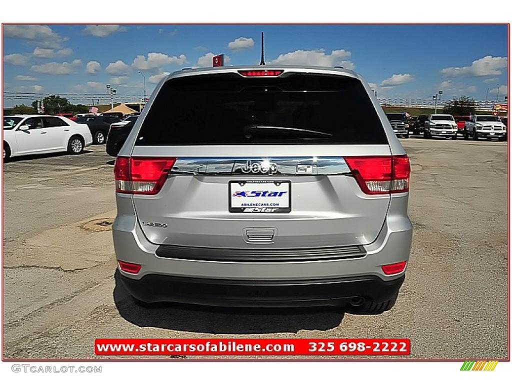 2013 Grand Cherokee Laredo - Bright Silver Metallic / Dark Graystone/Medium Graystone photo #4