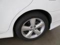 Super White - Camry SE Photo No. 9