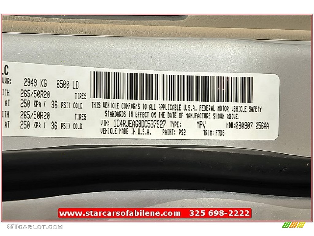 2013 Grand Cherokee Laredo - Bright Silver Metallic / Dark Graystone/Medium Graystone photo #9