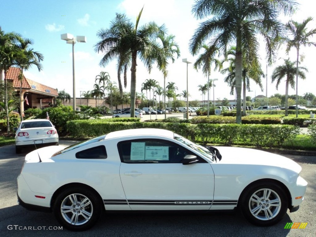 2011 Mustang V6 Coupe - Performance White / Charcoal Black photo #5