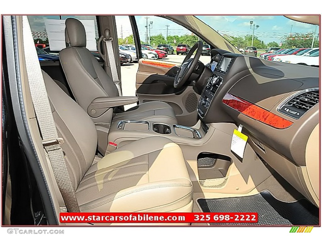 2013 Town & Country Touring - L - Brilliant Black Crystal Pearl / Dark Frost Beige/Medium Frost Beige photo #20