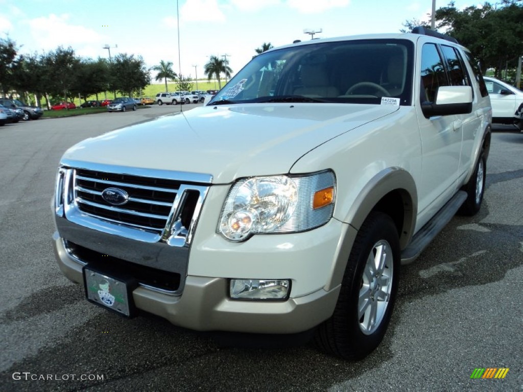 2010 Explorer Eddie Bauer - White Suede / Camel photo #14