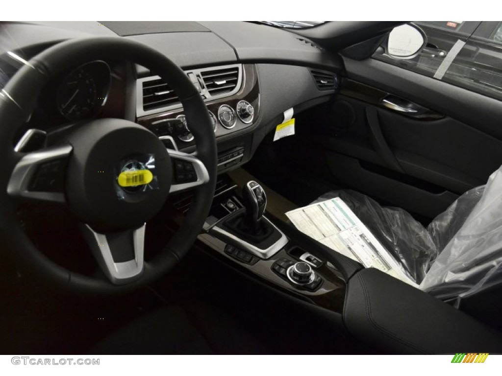 2013 BMW Z4 sDrive 28i Dashboard Photos