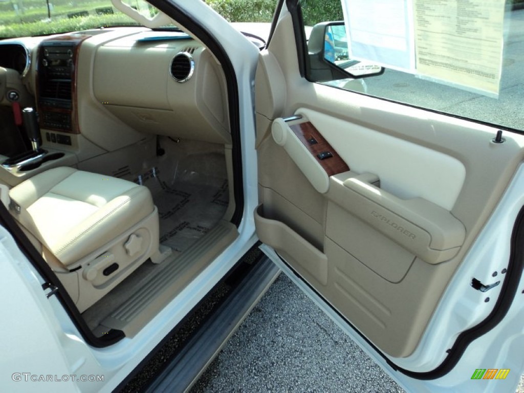 2010 Explorer Eddie Bauer - White Suede / Camel photo #18