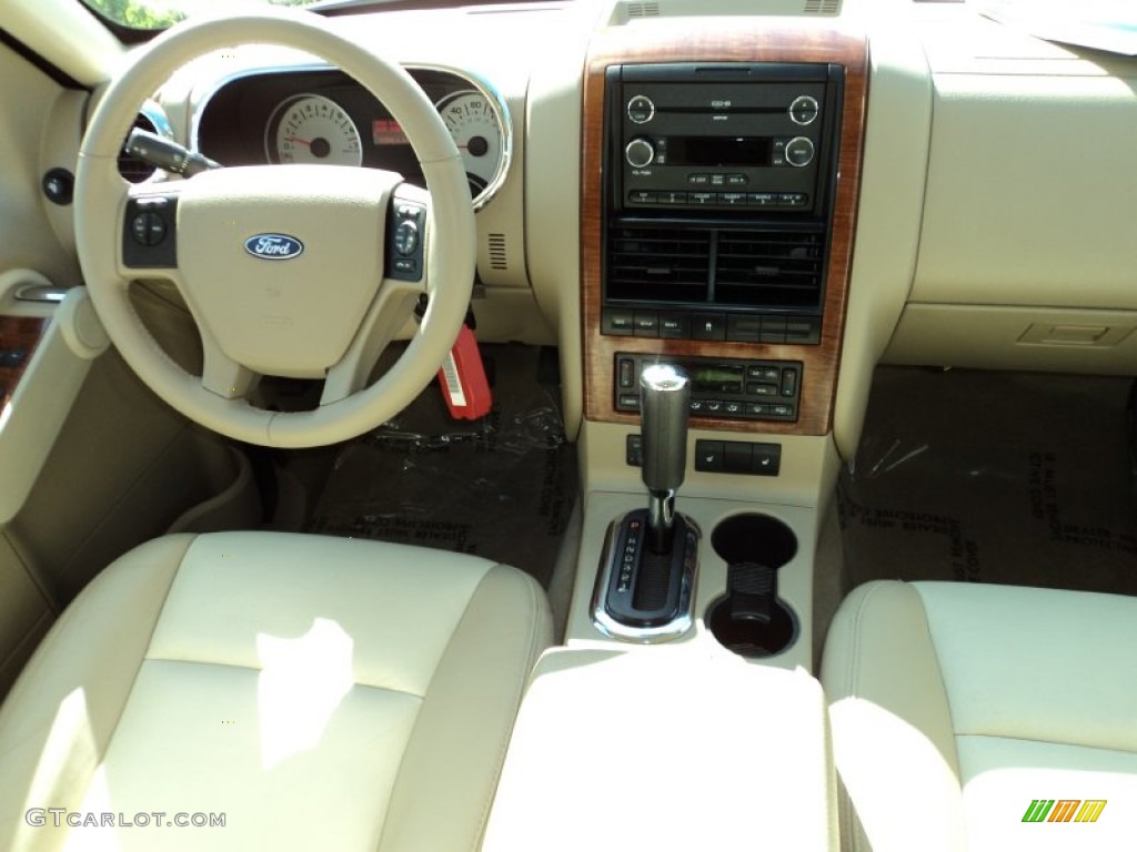 2010 Explorer Eddie Bauer - White Suede / Camel photo #24