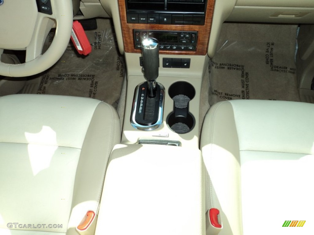 2010 Explorer Eddie Bauer - White Suede / Camel photo #27