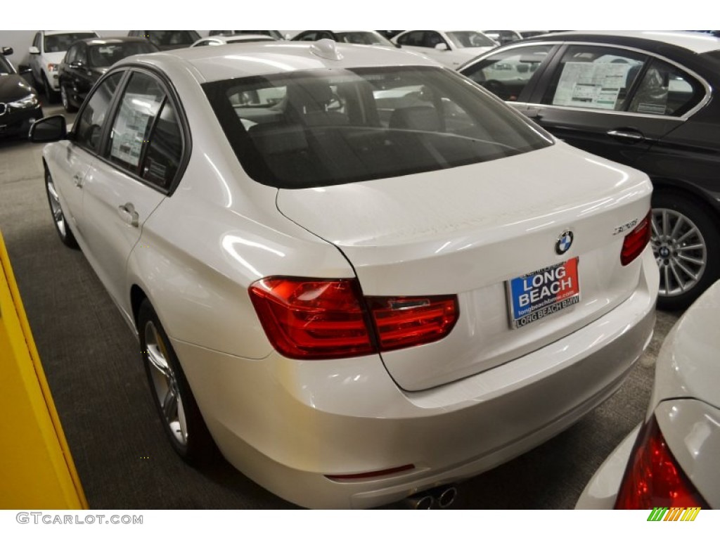2013 3 Series 328i Sedan - Mineral White Metallic / Black photo #4