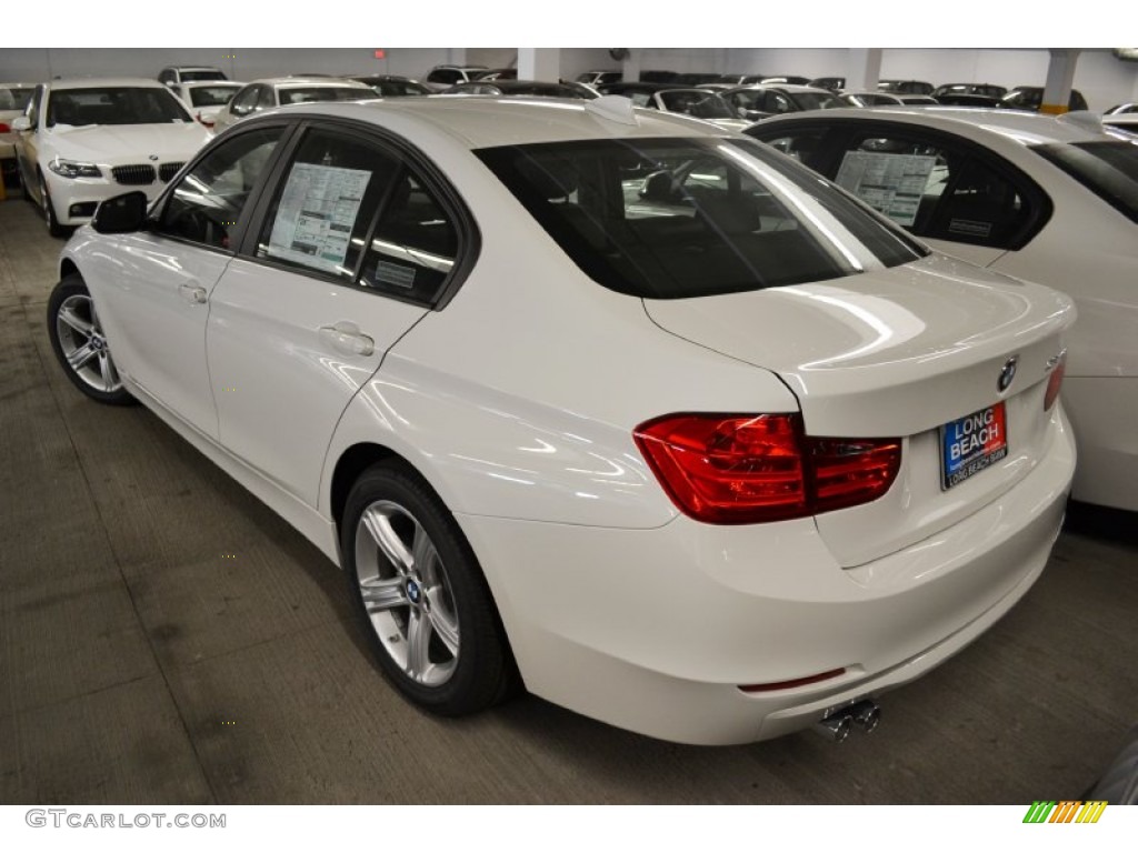 2013 3 Series 328i Sedan - Alpine White / Black photo #4