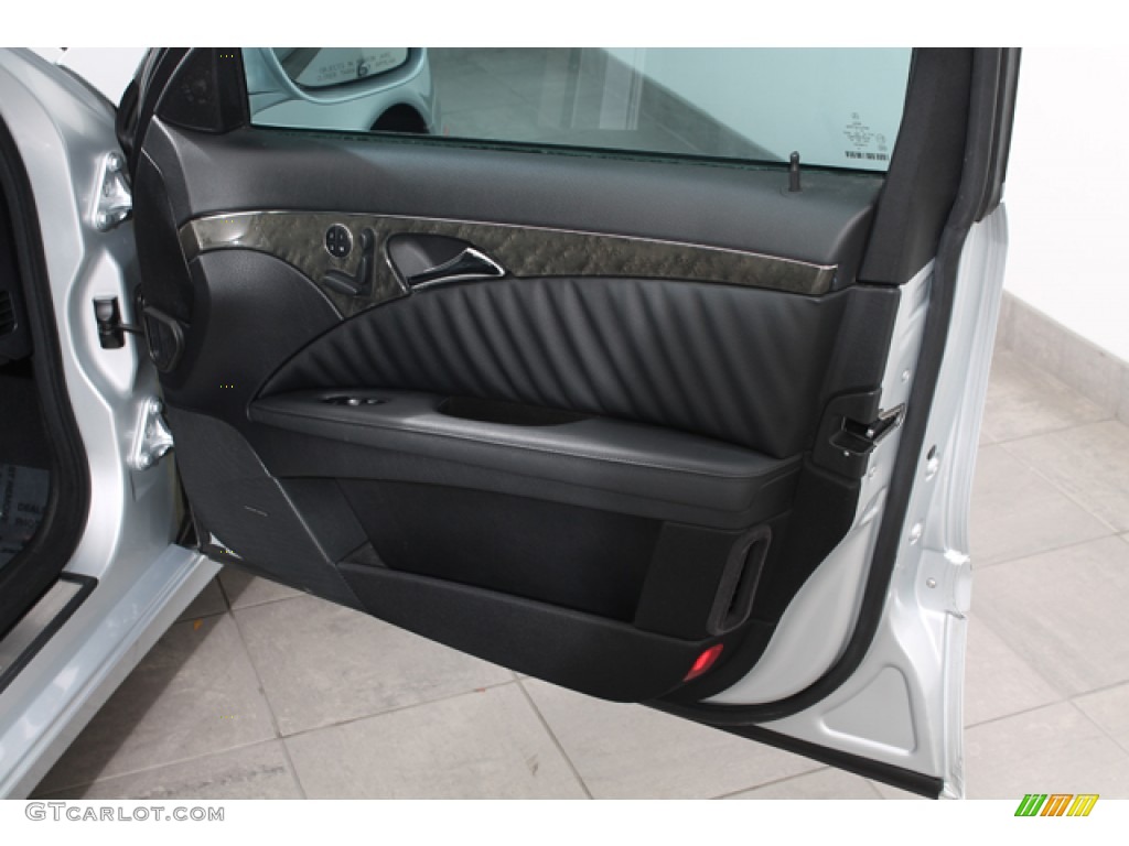 2008 Mercedes-Benz E 550 Sedan Door Panel Photos
