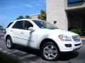 Arctic White - ML 350 4Matic Photo No. 4