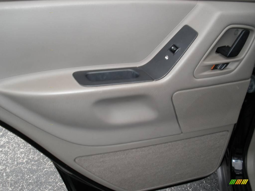 2001 Grand Cherokee Laredo - Black / Agate photo #12