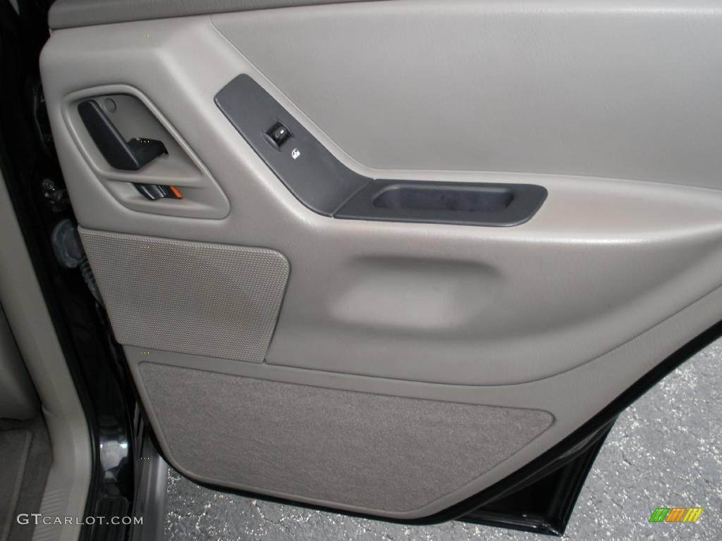 2001 Grand Cherokee Laredo - Black / Agate photo #15