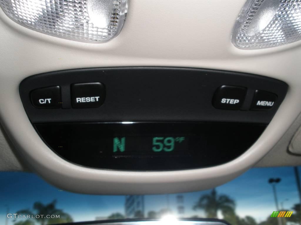 2001 Grand Cherokee Laredo - Black / Agate photo #19
